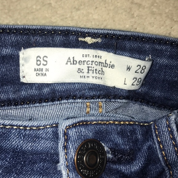 A&F Jeans - Picture 5 of 7